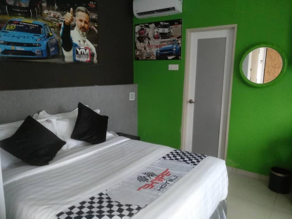 Hype Motorsports Hotel Port Dickson Kültér fotó